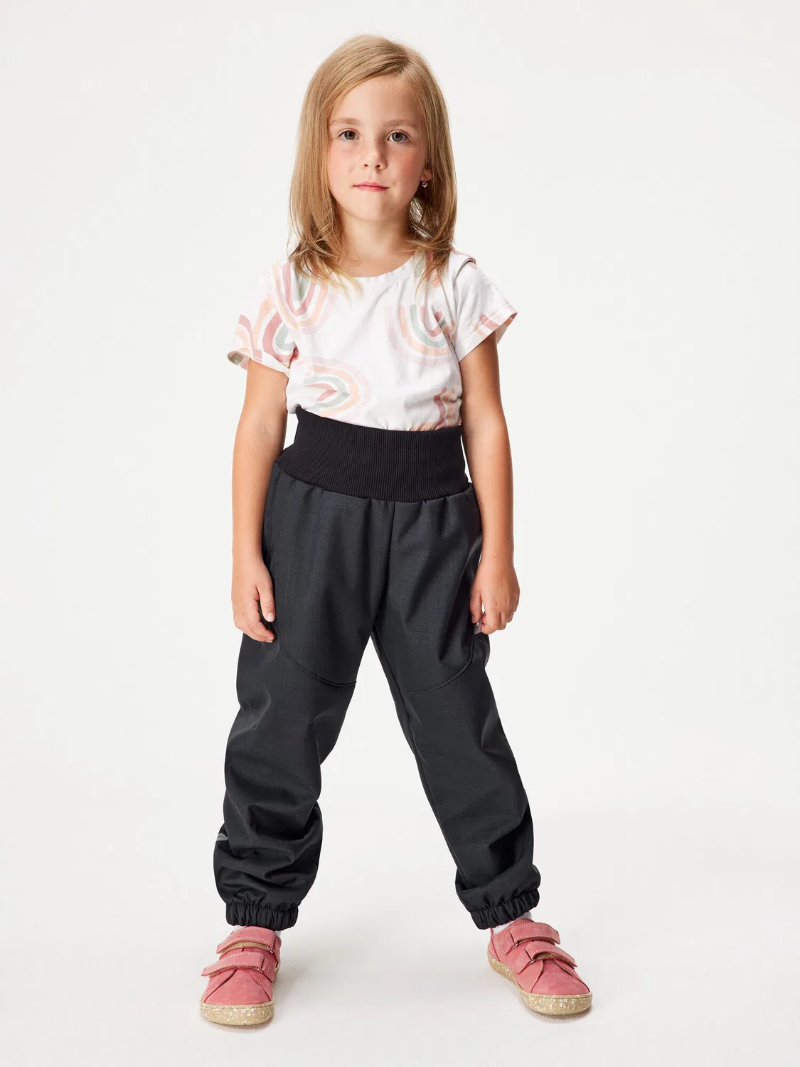 Детские утепленные брюки из софтшелла с искусственным мехом Softshell-Hose mit Teddyfutter fur Kinder Light, Unuo, Schwarz Gestromt