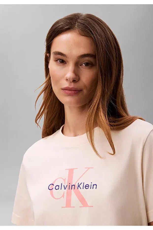 Женская футболка с круглым вырезом Calvin Klein, Calico — фото 4