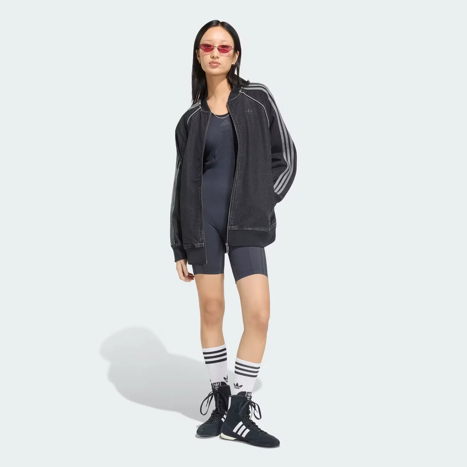 Женская джинсовая куртка оверсайз на молнии SST Oversized Denim Tracktop Adidas Originals, черный деним — фото 3