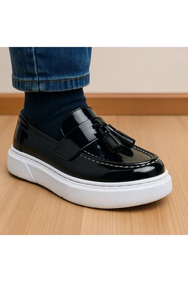Детские туфли для девочек с кисточками Jojo Kids, Black Patent Leather — фото 2