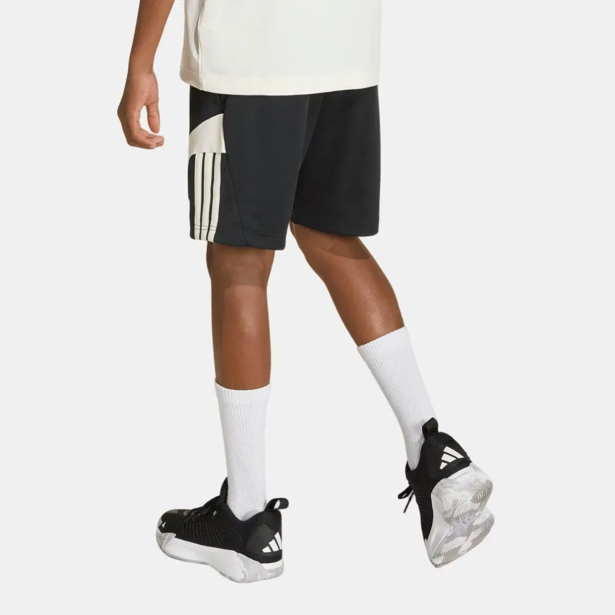 Детские шорты для мальчиков из полиэстера House Of Tiro adidas, Negro — фото 2