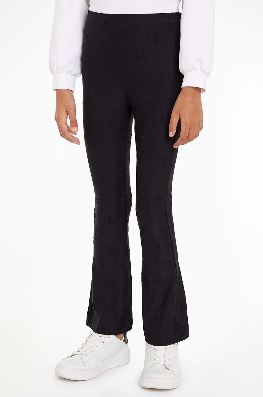 

Детские брюки Calvin Klein Jeans ЖАККАРДОВЫЙ КЛЕТЧИК, черный