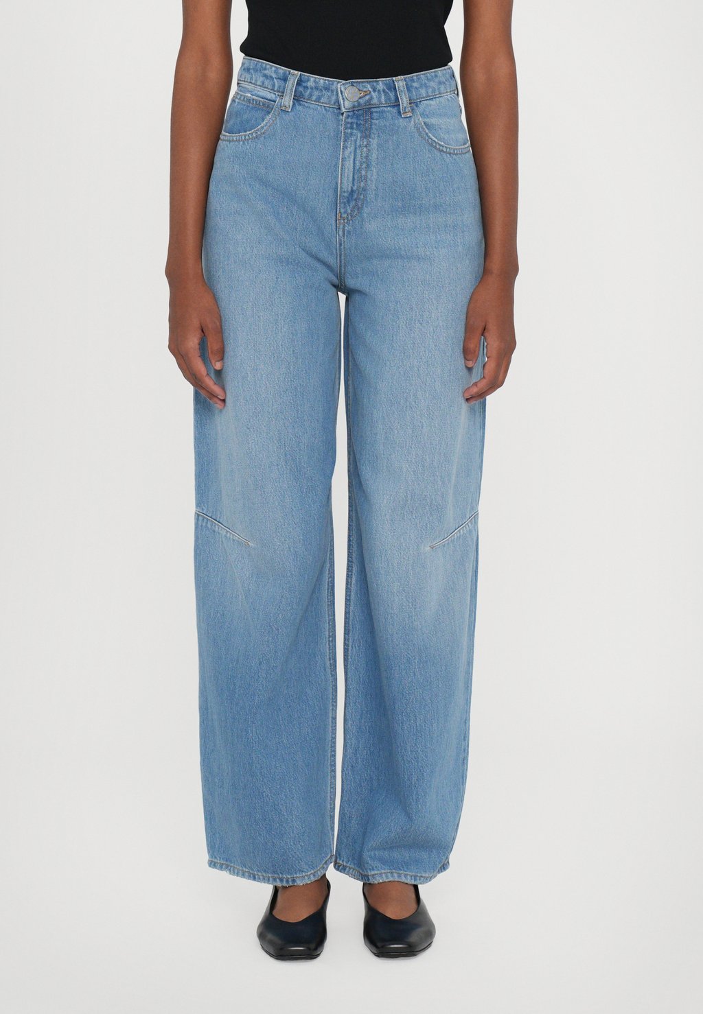 

Джинсы свободного кроя PANT Emporio Armani, цвет Light Blue Denim