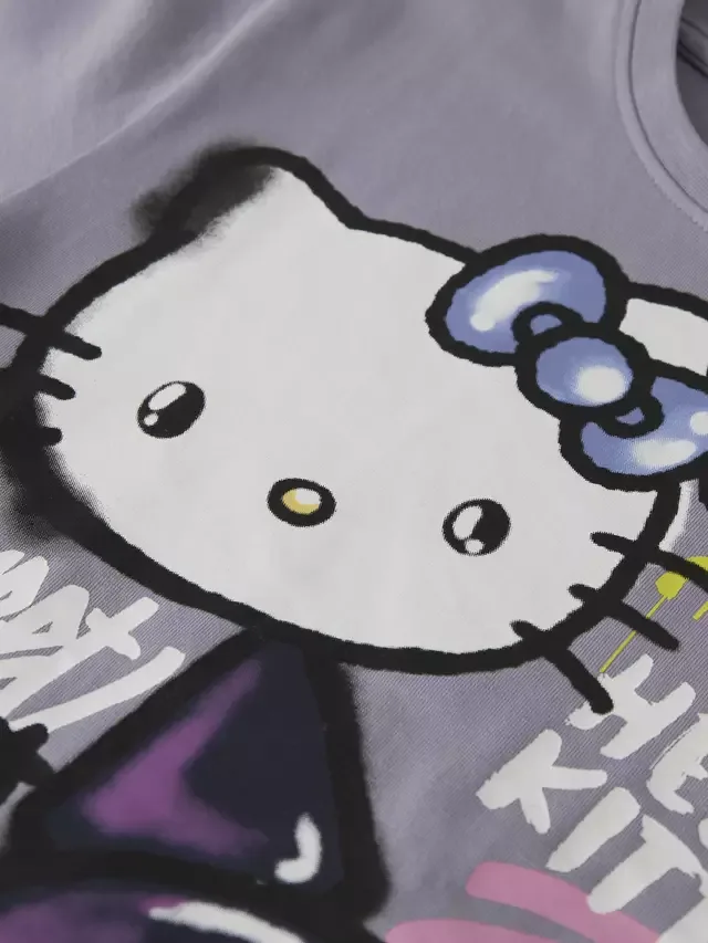 Детская хлопковая футболка с коротким рукавом Hello Kitty, лавандово-серого цвета NAME IT — фото 3