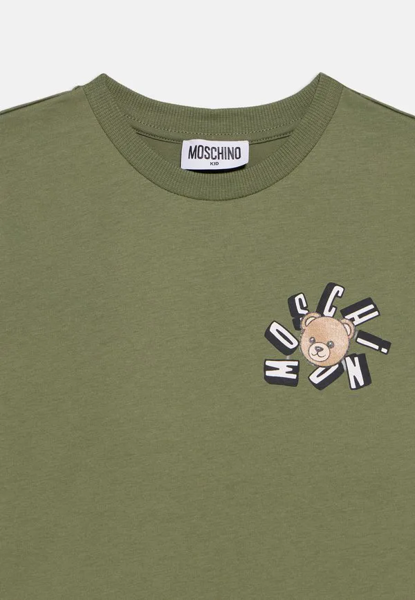 Футболка унисекс с принтом addition Moschino, Olive Green — фото 3