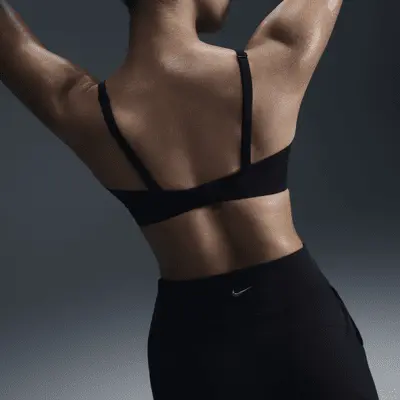 Спортивный бюстгальтер Nike Alate Minimalist, цвет Black/Cool Grey — фото 4