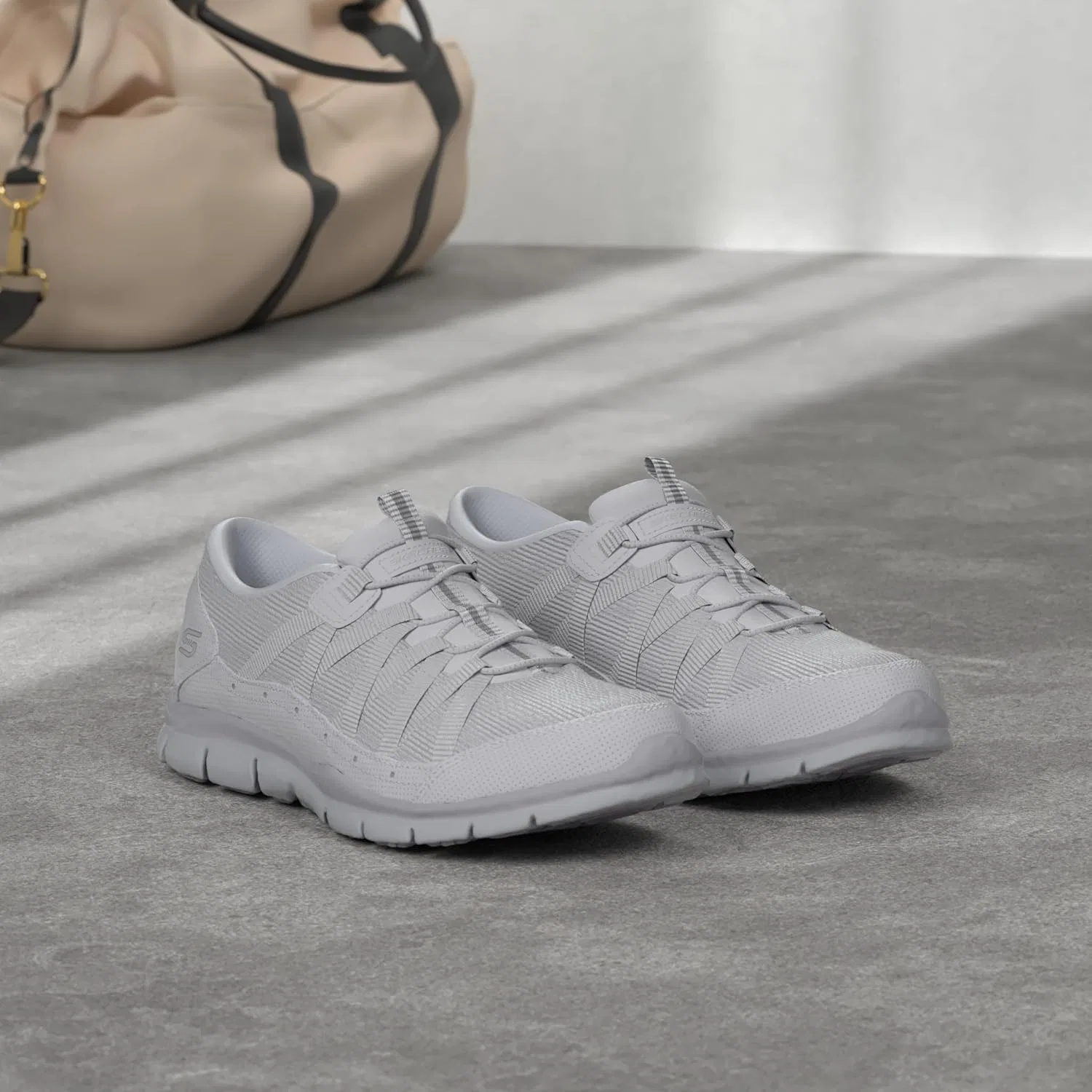 Женские кроссовки Skechers Free Strolling, Wsl — фото 2