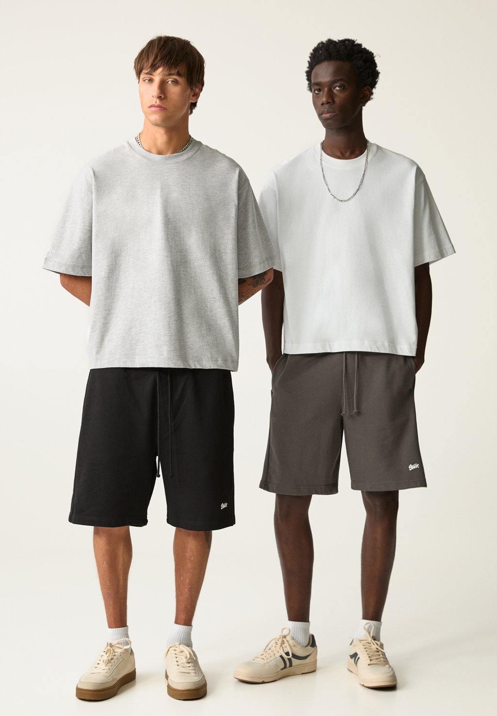 

Шорты JOGGER - 2-PACK OF BERMUDA - Tracksuit bottoms PULL&BEAR, серый