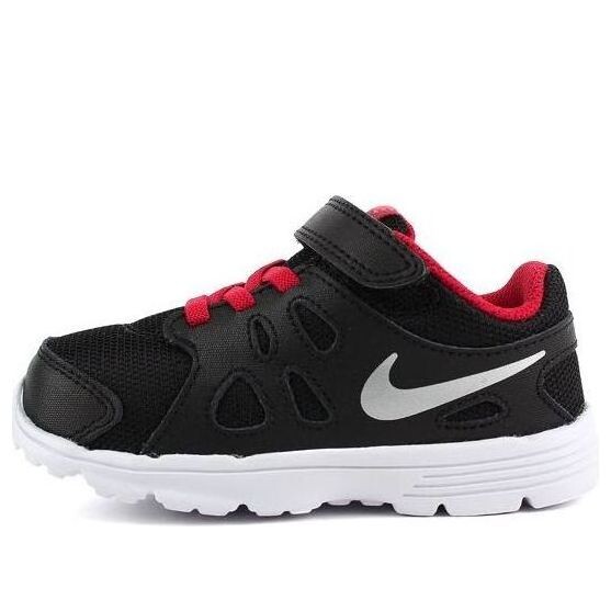 

Революция кроссовок 2 Nike, черный