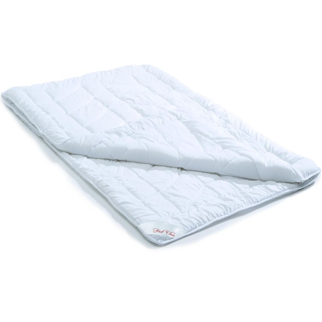 

Одеяло First Class 4 сезона 135x200 PES микрофибра 600/800г стежка зоны тела CelinaTex