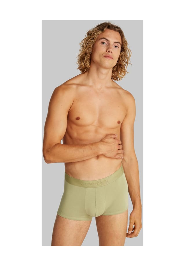 

Короткие штаны Calvin Klein, серый