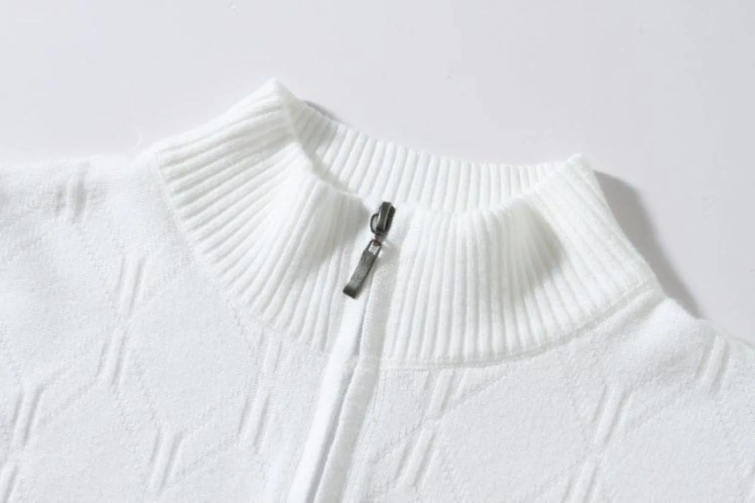 Мужской однотонный вязаный свитер Casual Oversized Half Zip — фото 2