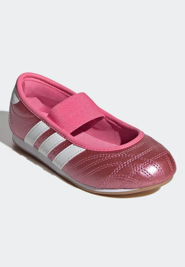 Обувь для таэквондо Adidas taekwondo mj shoes ankle strap ballet pumps Adidas Originals, розовый фьюжн, облачно-белый, жевательная резинка — фото 2