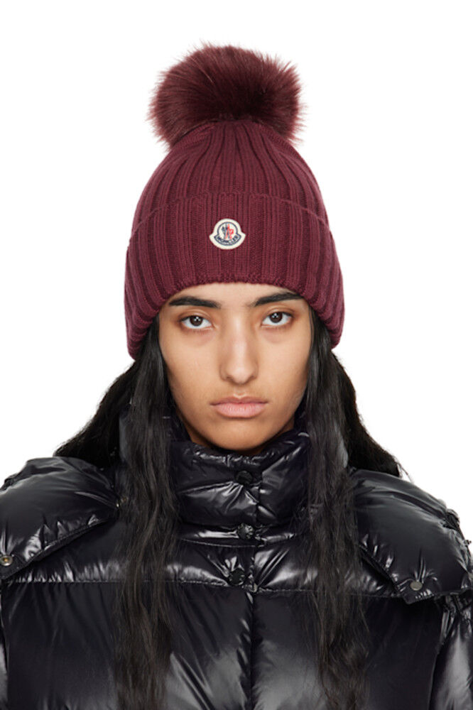 

Шапка-бини с помпоном бордового цвета Moncler