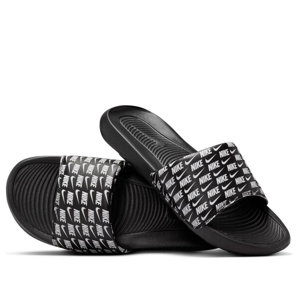 

Тапочки victori one slide print 'repeat logo - black' Nike, черный