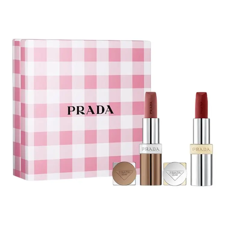 

Многослойность ультрацветных легких помад: легко растушевываются, естественный вид PRADA, two-piece set: matte lipstick #b107+matte lipstick #b03