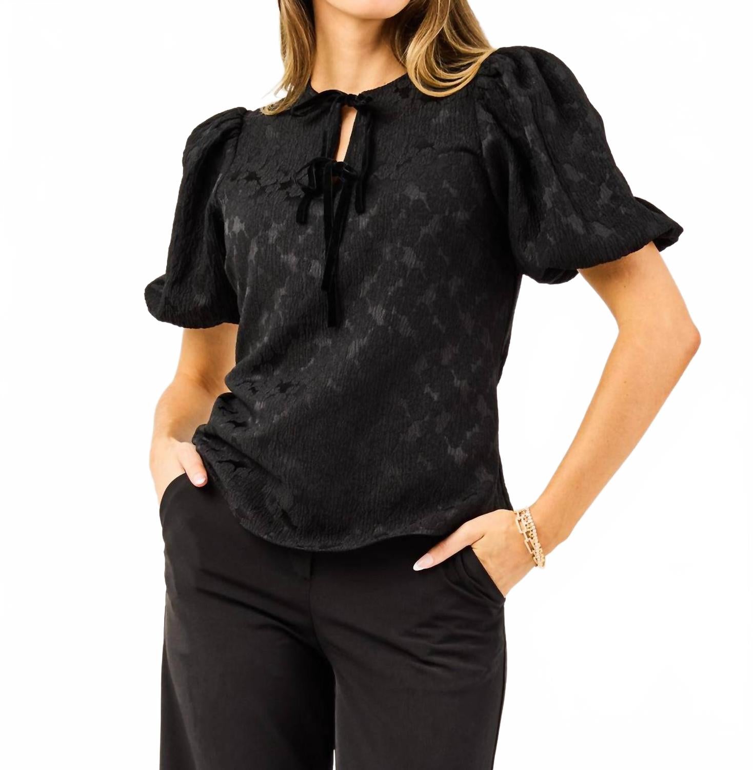 

Mary Square Футболка с коротким рукавом Ren, угольно-черного цвета