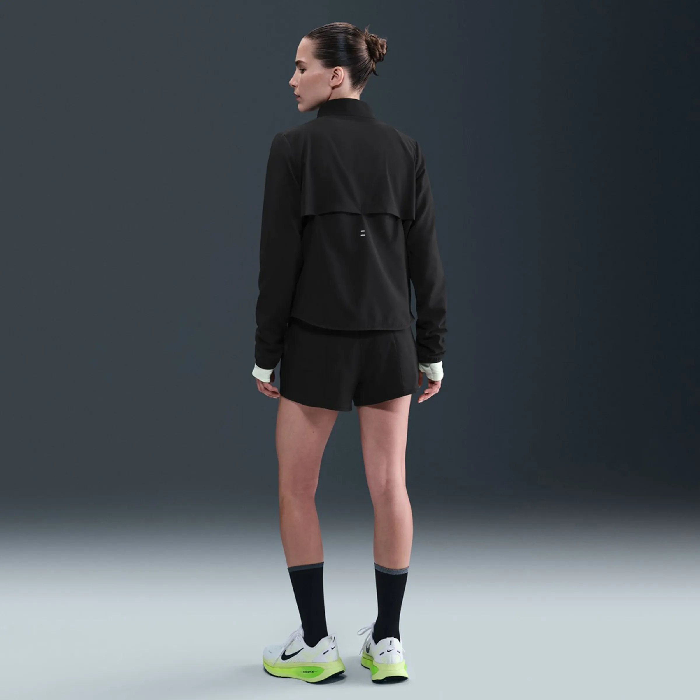 Женская ветровка Tempo Nike, черный — фото 2