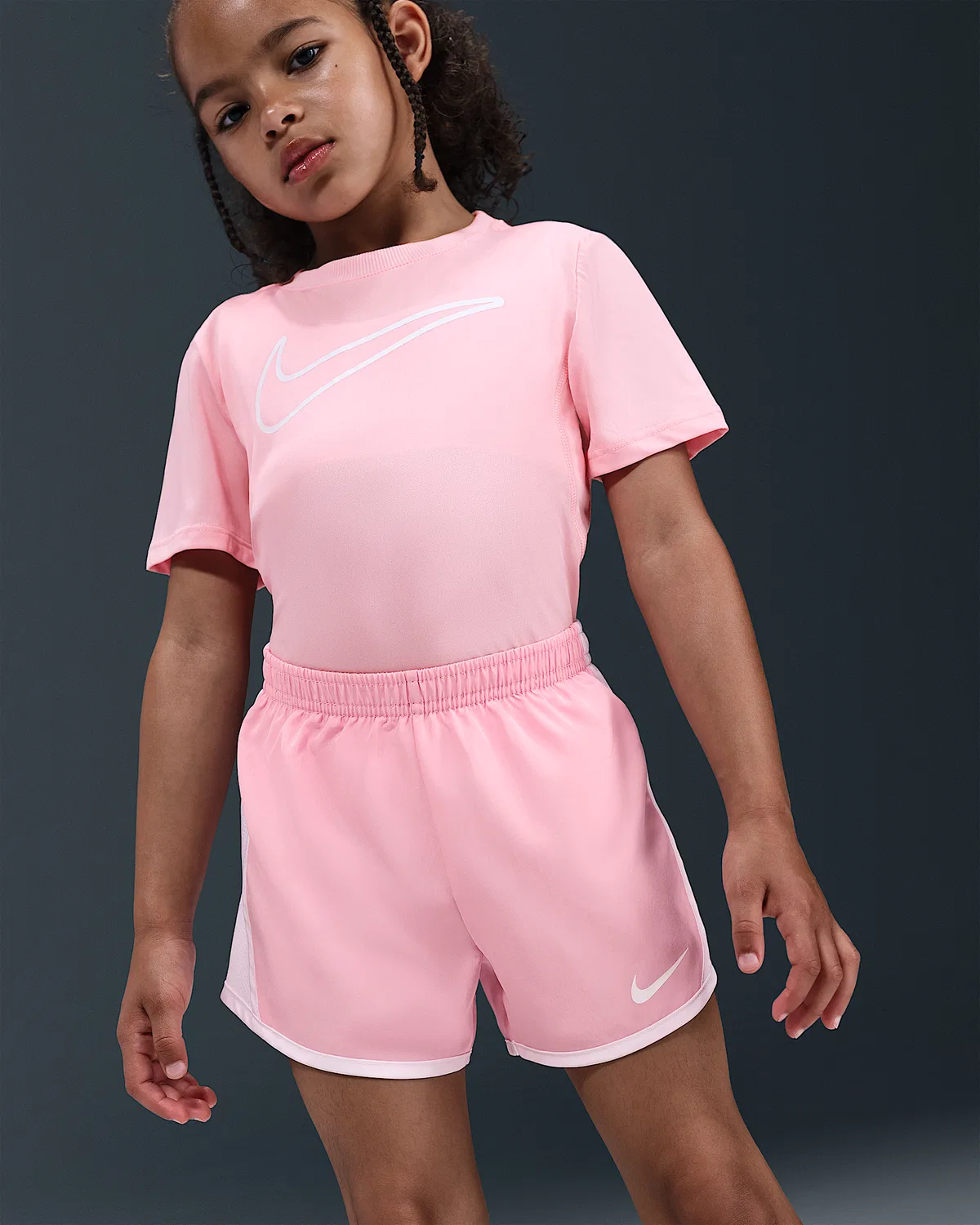 Детские шорты Nike Dri-FIT Tempo, Medium Soft Pink — фото 2