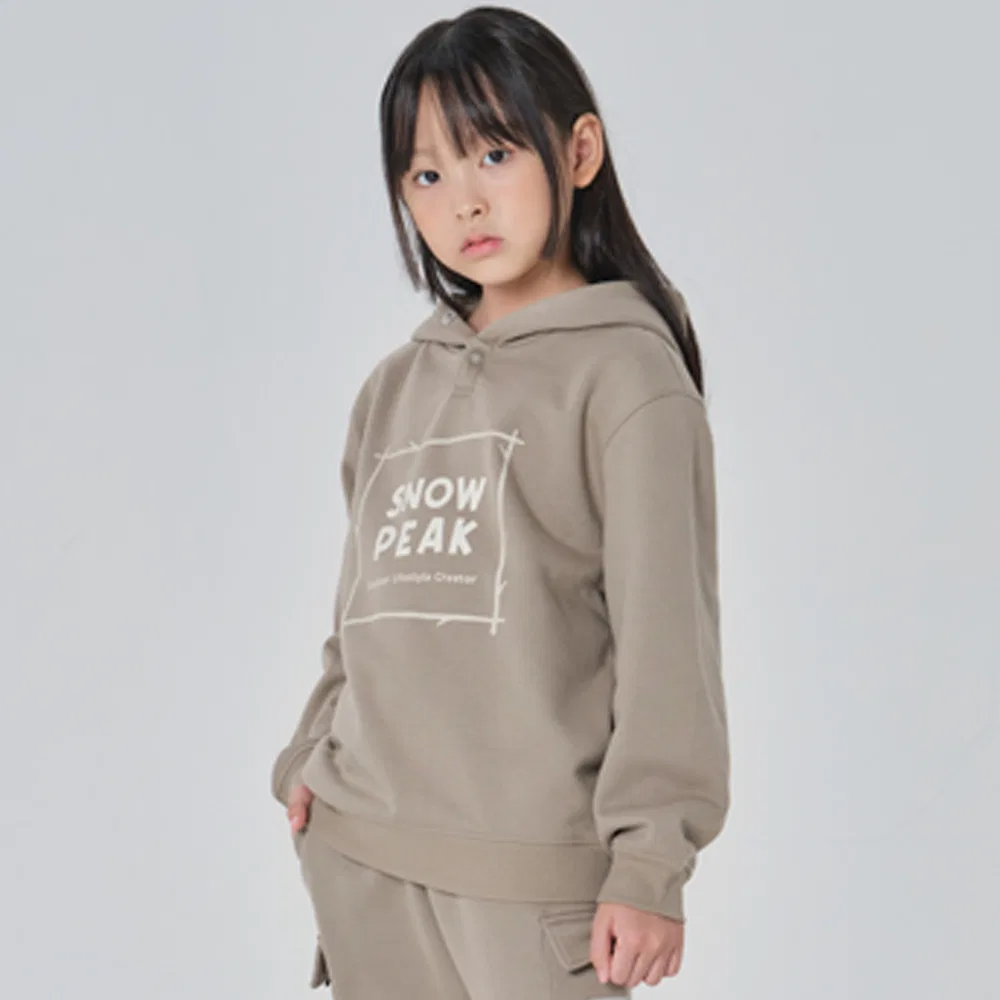 Детская флисовая худи Land Kids, цвета хаки-серый, от Snowpeak Apparel Kids — фото 2