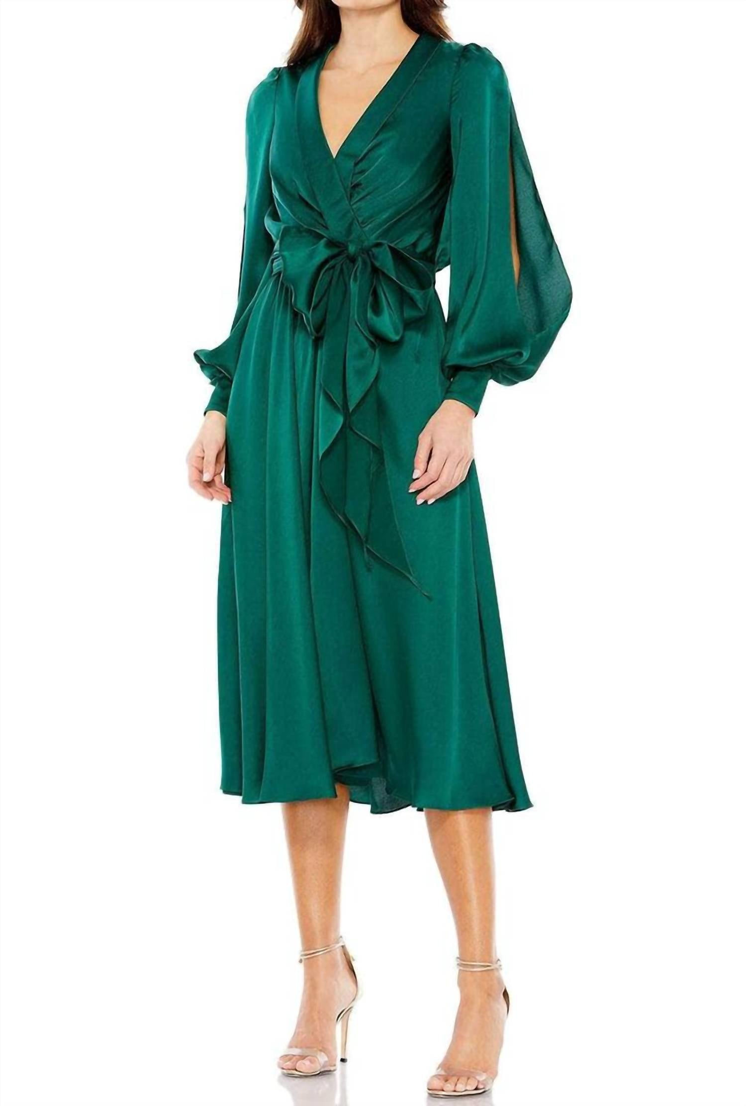 

Изумрудное платье с воротником, фальш-накидкой, рукавами-фонариками и струящимся силуэтом Mac Duggal, изумрудный