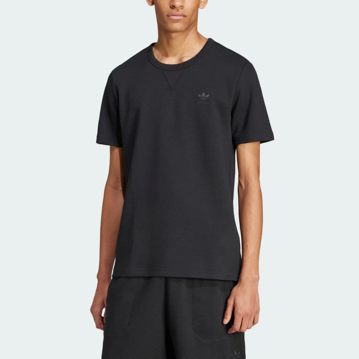 Футболка мужская черная Adidas Originals, черный — фото 2