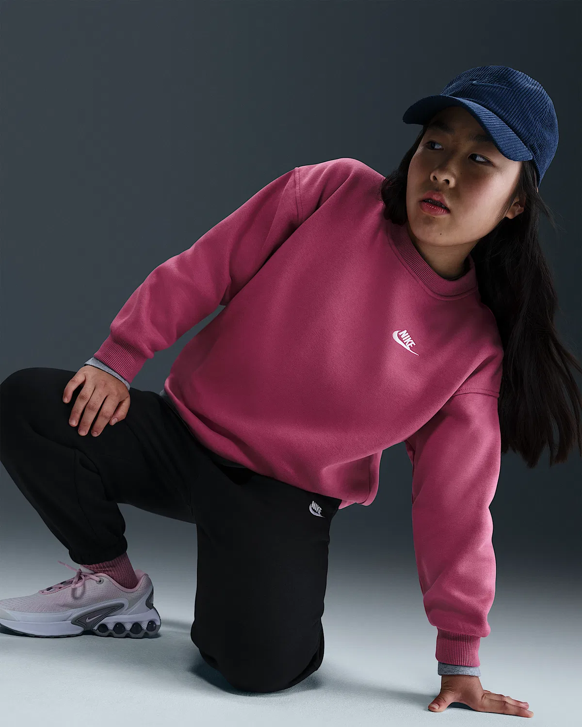 Детская увеличенная толстовка (большие размеры) Nike Sportswear Club Fleece, Sweet Beet/Sweet Beet/White — фото 3