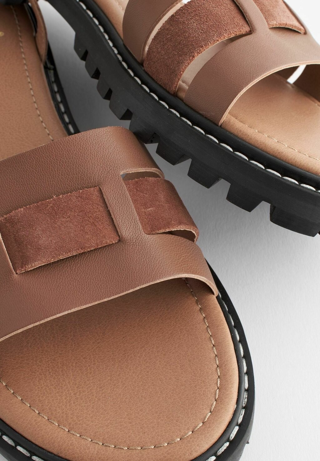 

Сандалии FOREVER COMFORT CLEATED Next, коричневый