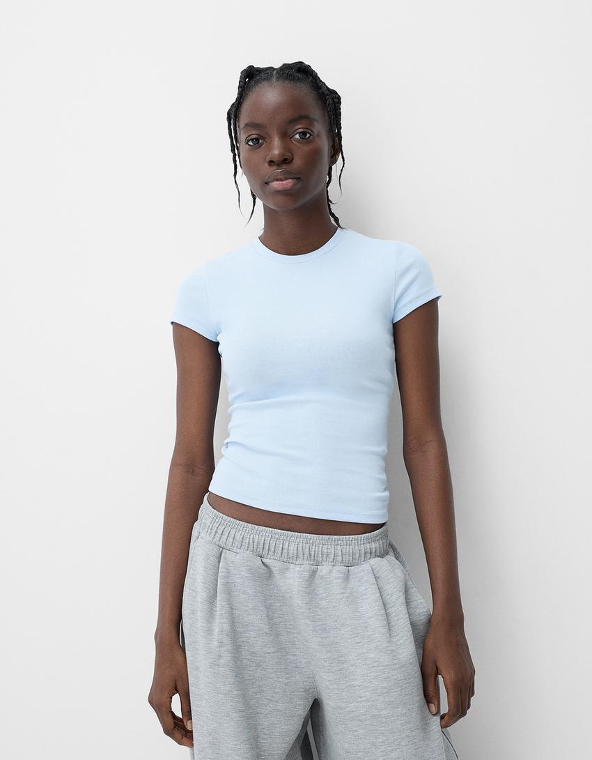 

Футболка с короткими рукавами и круглым вырезом Bershka, голубой