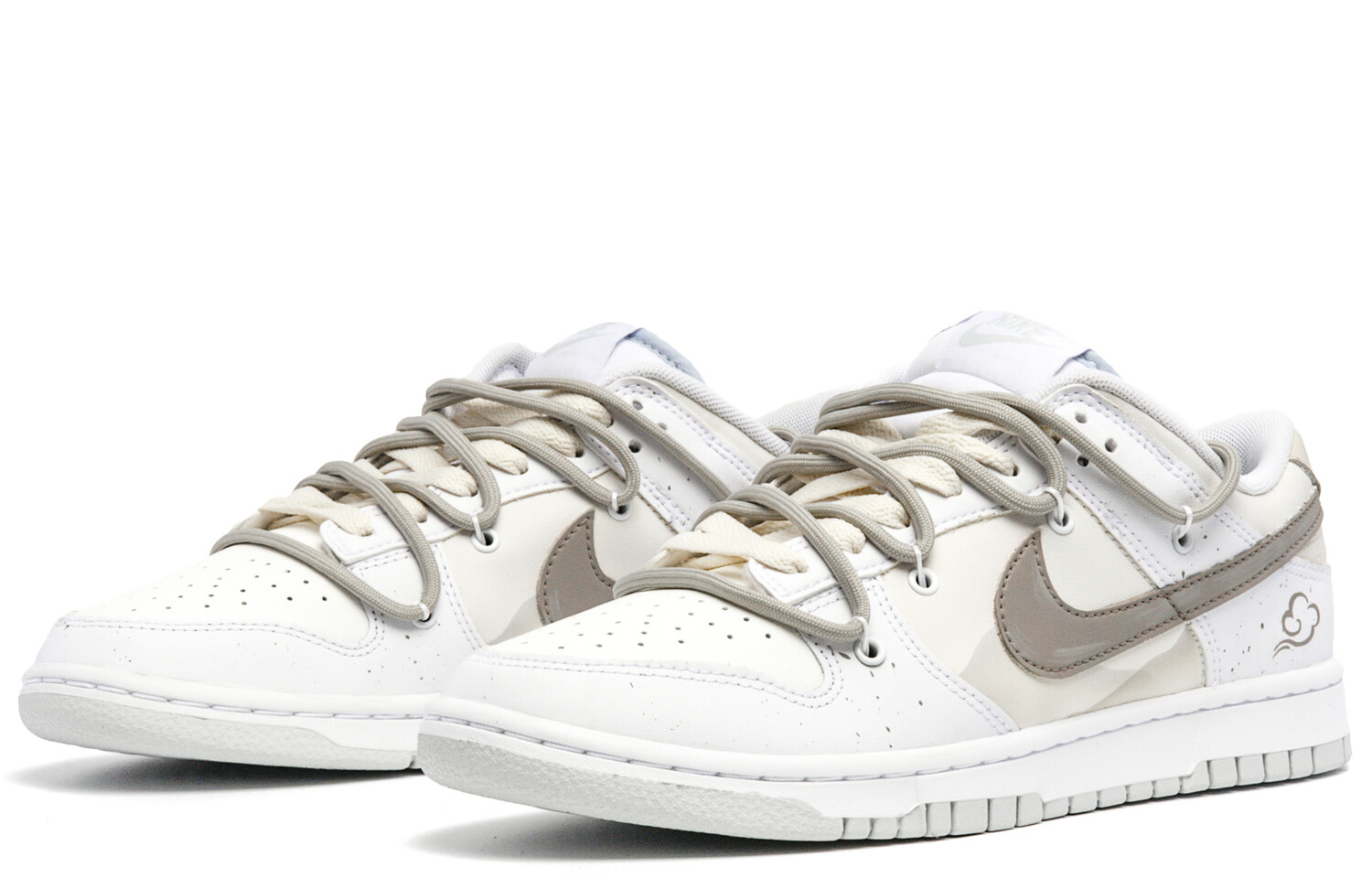 

Женские кроссовки для скейтбординга Nike Dunk
