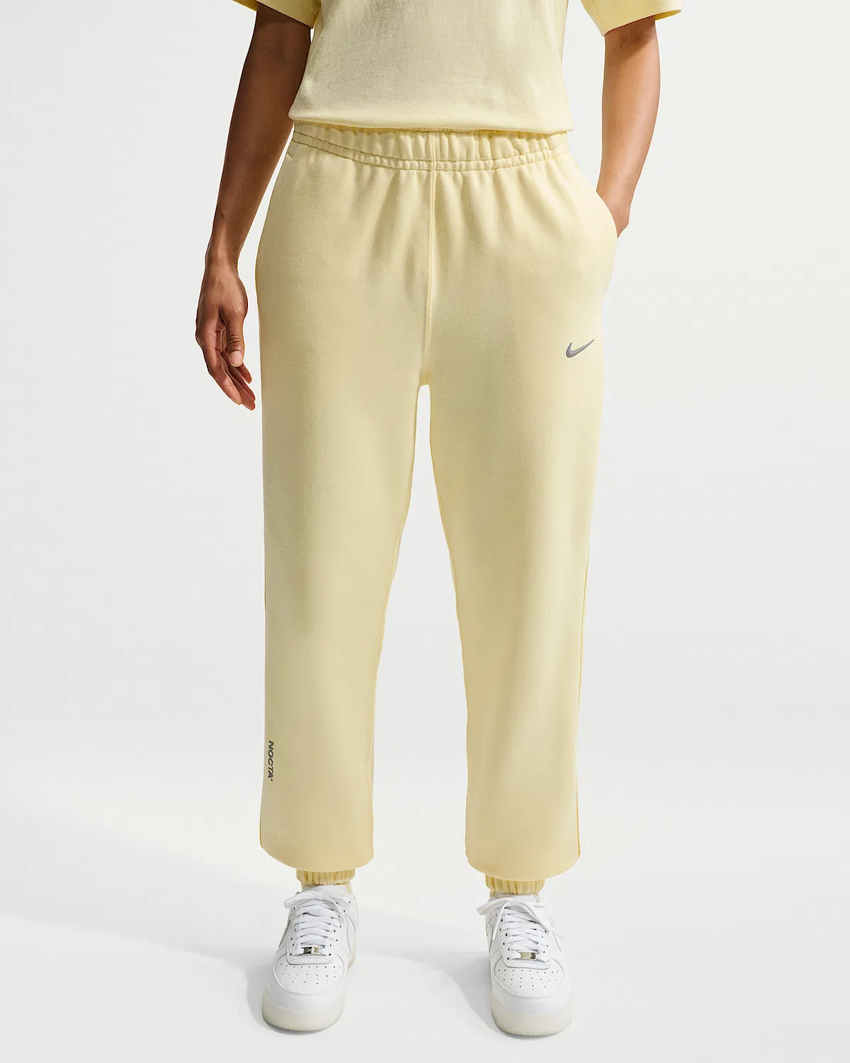 NOCTA Fleece CS Sweatpants NOCTA, Alabaster/Stealth — фото 3