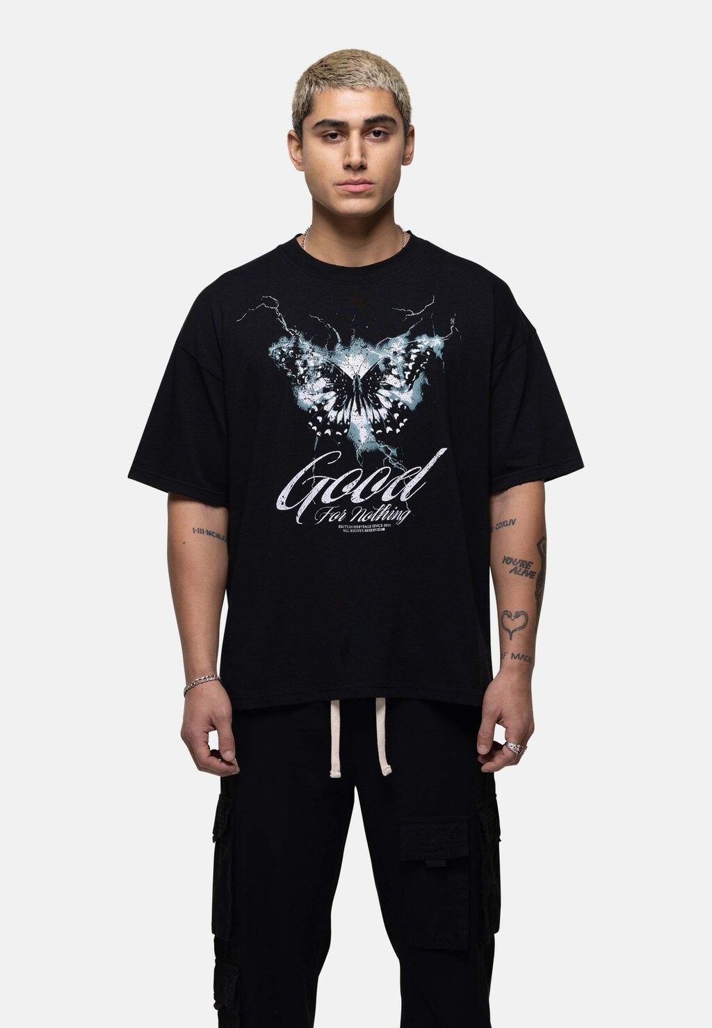 

Принт на футболке OVERSIZED TEE Good For Nothing, черный