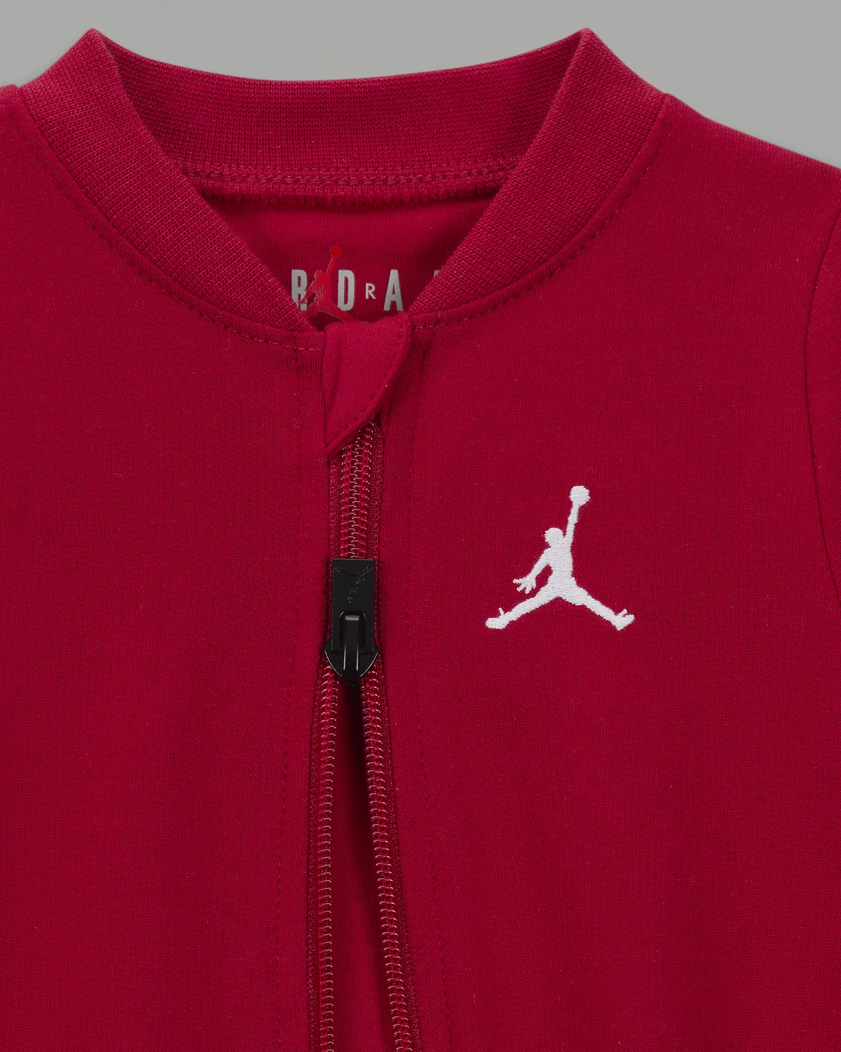 Baby (0-9M) Jumpman Footed Coverall Jordan, Gym Red — фото 3