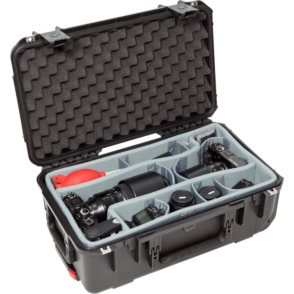 

Чехол SKB iSeries 2011-7 с фоторазделителями Think Tank и крышкой из пенопласта (черный)