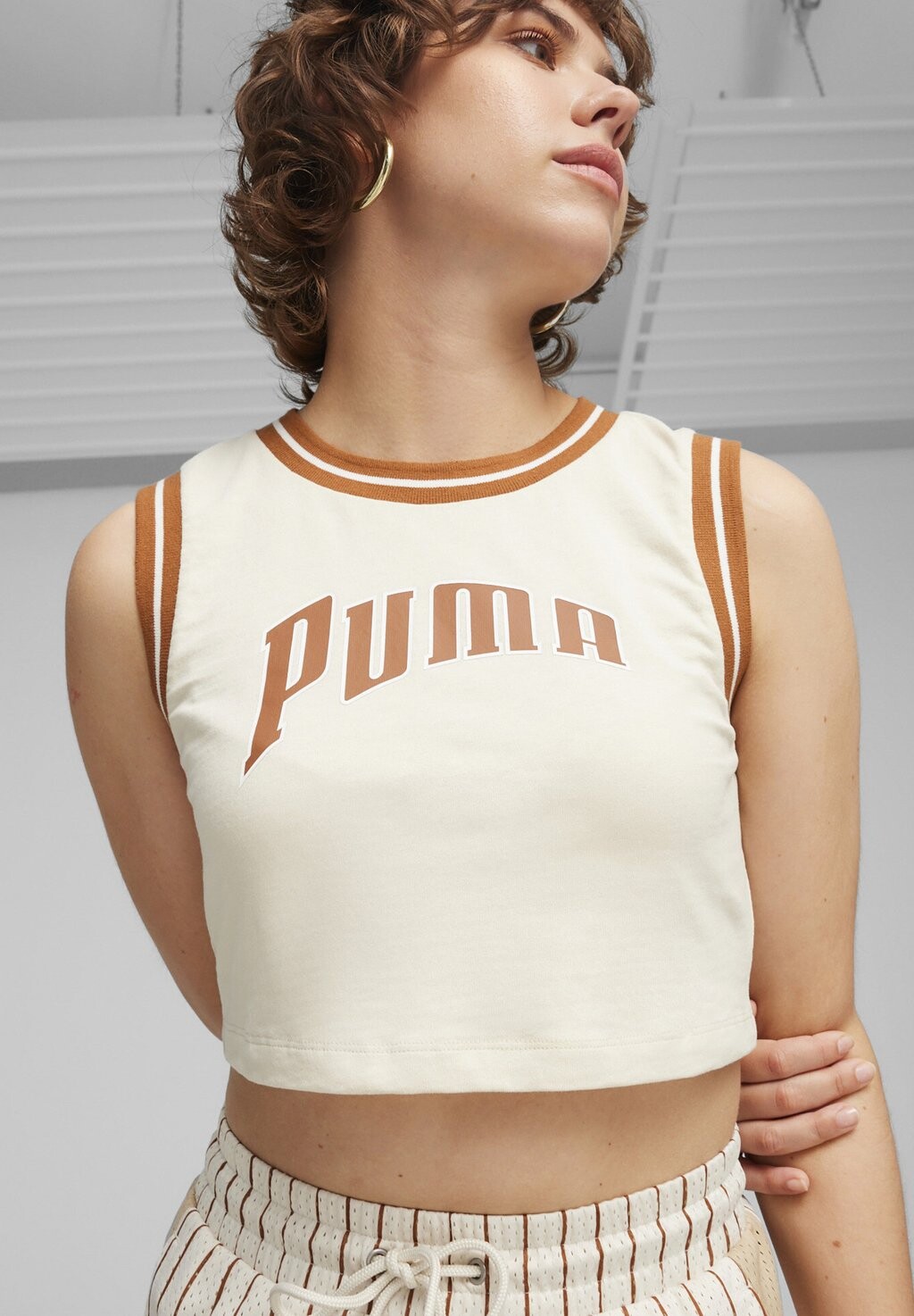 

Топ TEAM FOR THE FANBASE GRAPHIC CROPPED Puma, цвет alpine snow