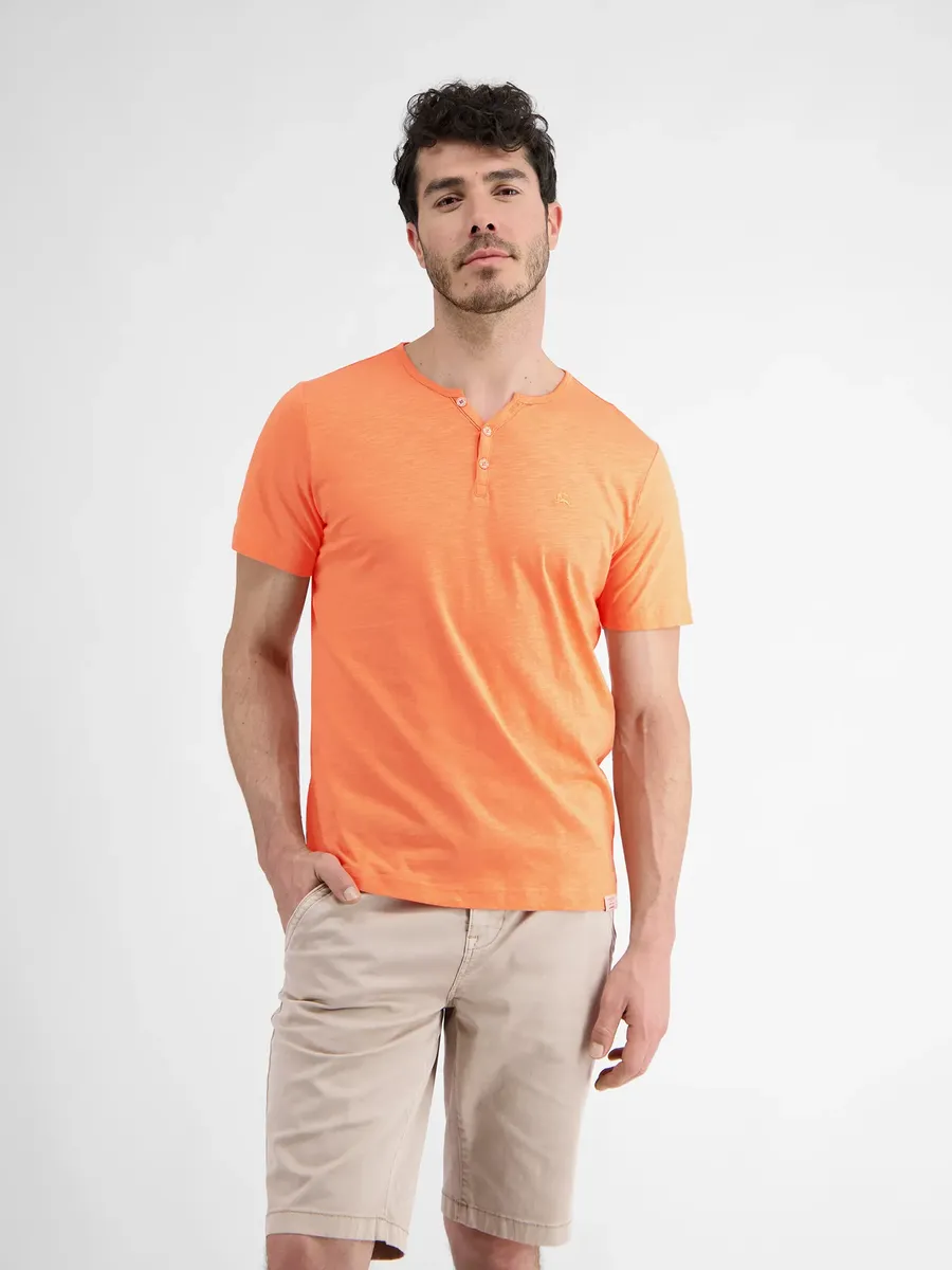 

Футболка LERROS Henley " Рубашка LERROS Basic Henley ", цвет Mellow Peach