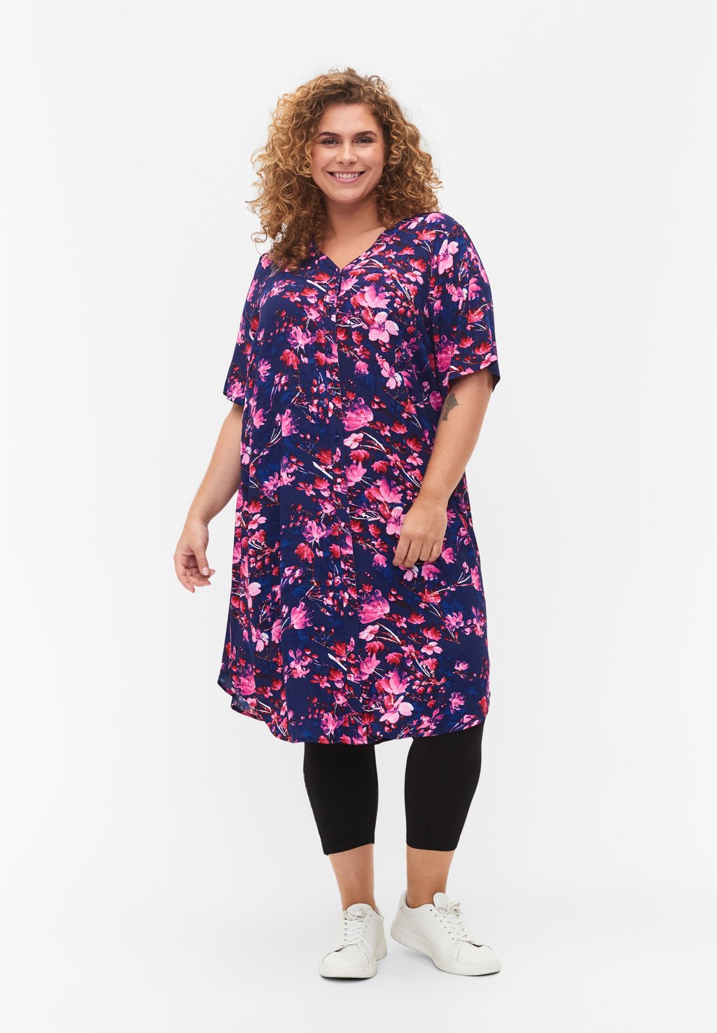 

Леггинсы WITH BUTTONS Zizzi, черный
