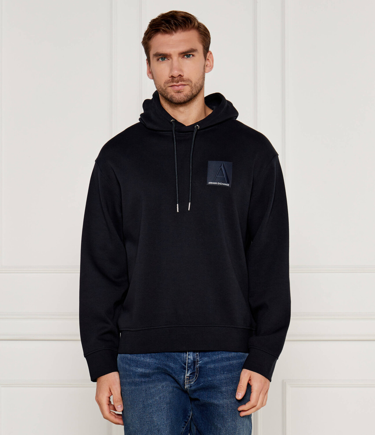 

Толстовка Armani Exchange Regular Fit, черный