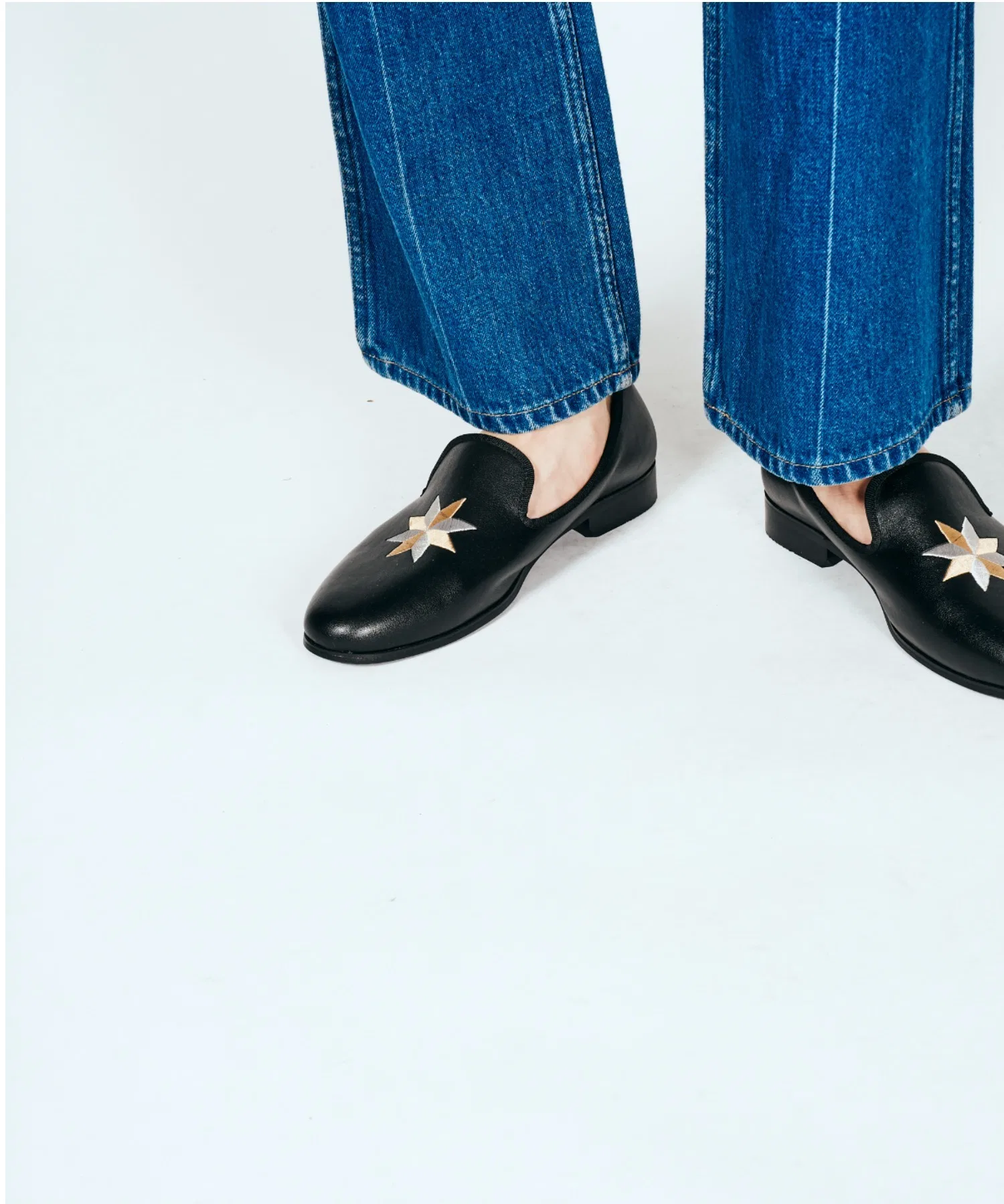 Мужские и женские слипоны THRIFTY LOOK 'STAR' OPERA PUMPS с вышивкой