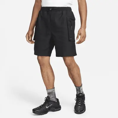 

Шорты Nike Sportswear Tech Pack, черный