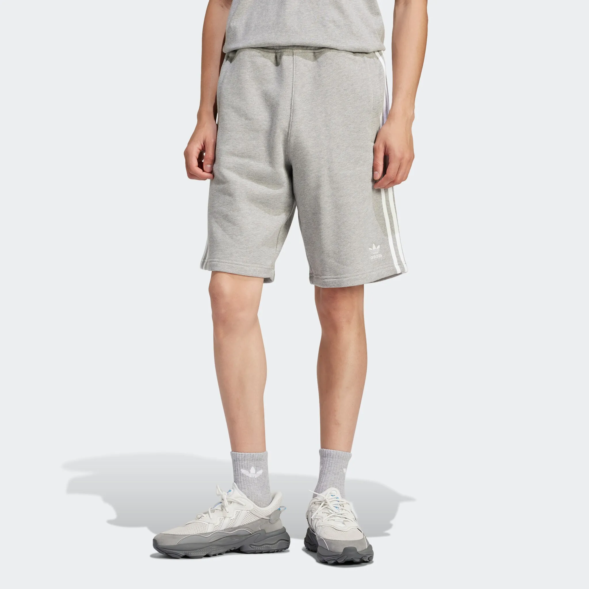 

Шорты Adidas Originals "3 STRIPE SHORT" (1 шт.), серый