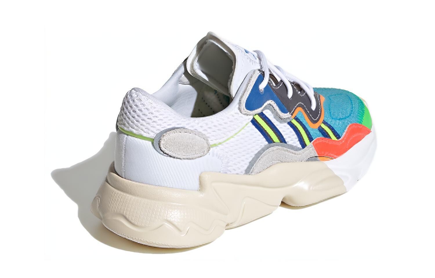 Кроссовки adidas originals Ozweego Kids Lifestyle Shoes PS — фото 4