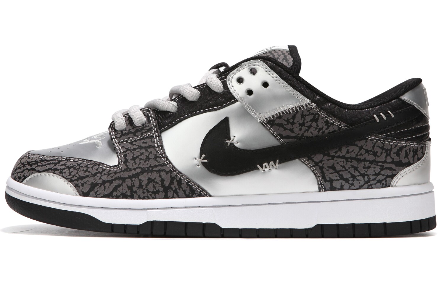

Женские кроссовки для скейтбординга Nike Dunk