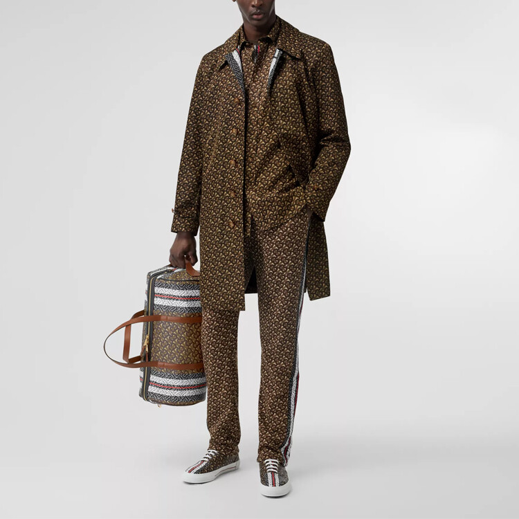 Тренчкот мужской Burberry седловидный, коричневый — фото 2