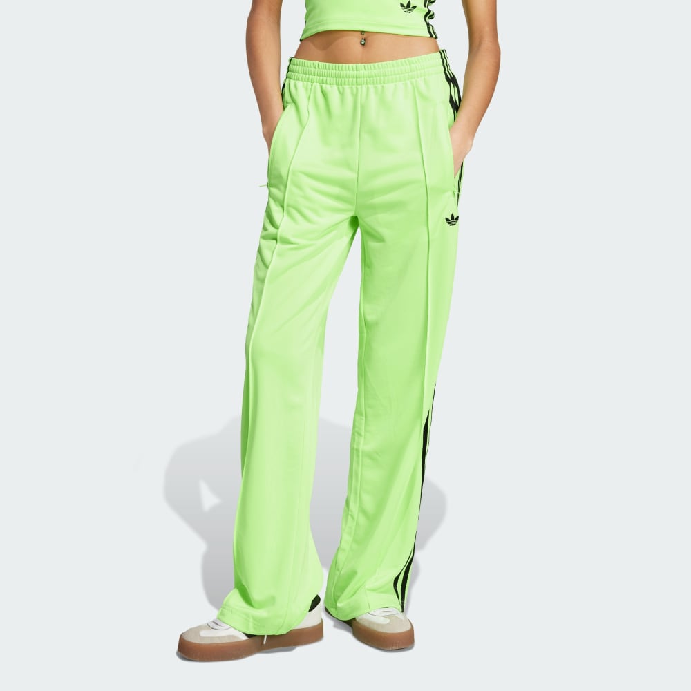 

Спортивный костюм Adidas Adicolor Classic Firebird Loose Track Pants, цвет Signal Green/Black