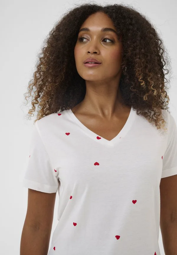 

Футболка с принтом crnaia Cream, White W. Red Hearts, Белый, Футболка с принтом crnaia Cream, White W. Red Hearts