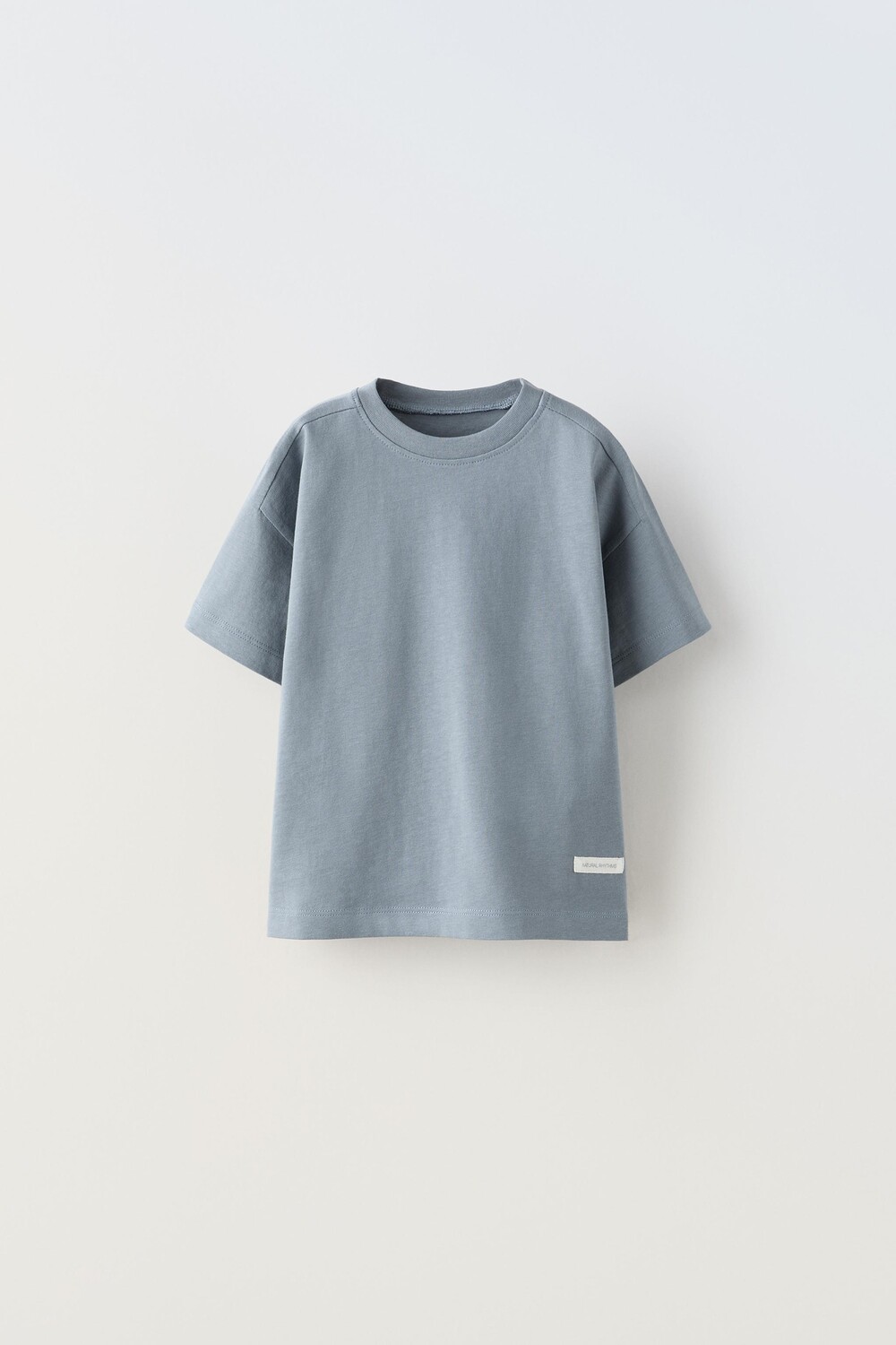 

Футболка средней тяжелости с этикеткой ZARA, синий