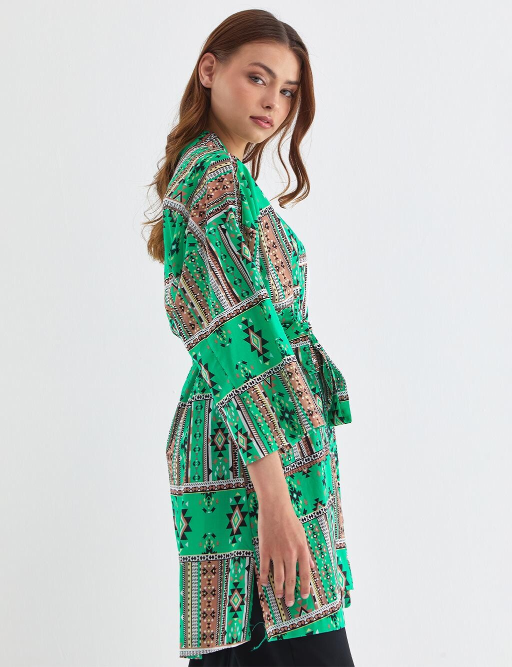 

Абая Ethnic Patterned Kimono Grass Green Kayra