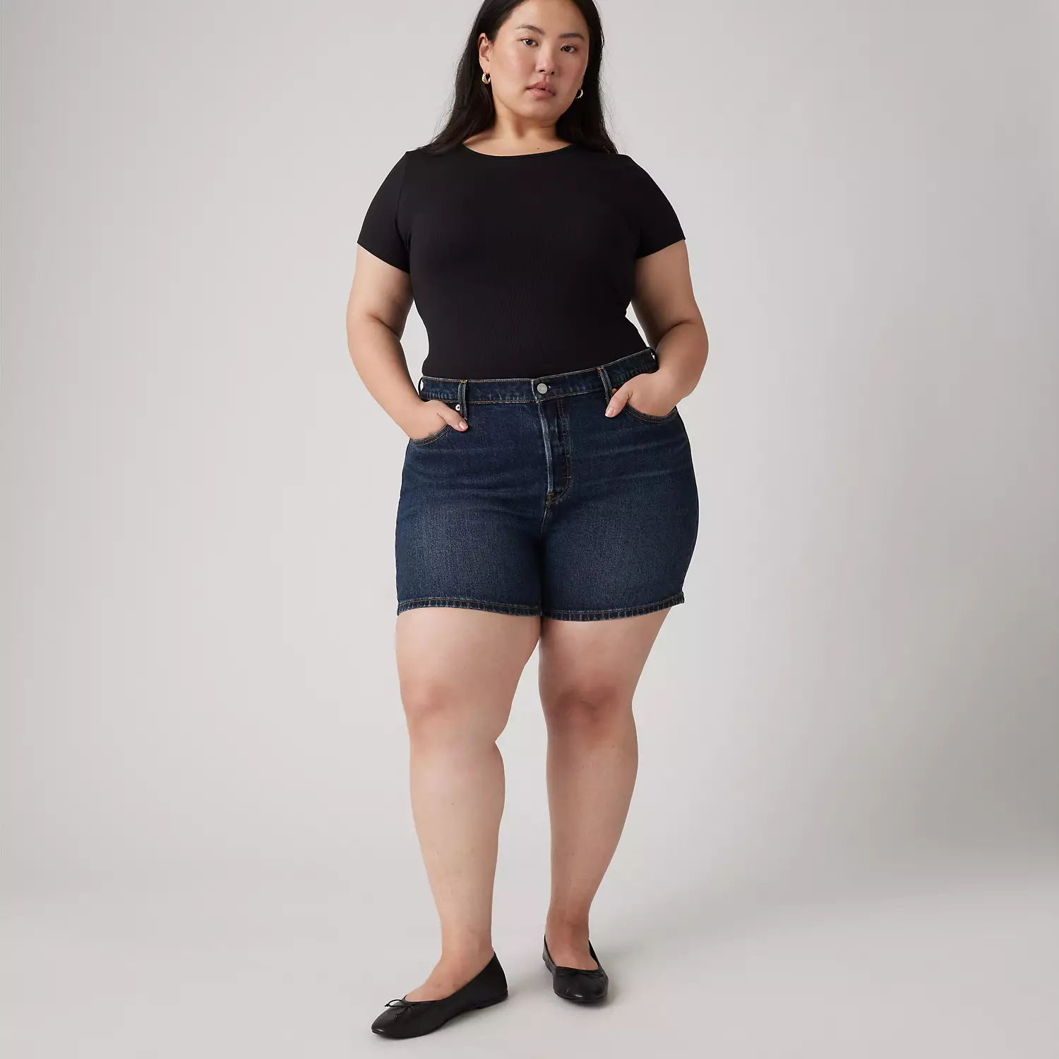 

Женские шорты 501 Original Fit с высокой талией (большие размеры) Levi's, цвет Update Forward Plus - Dark Wash