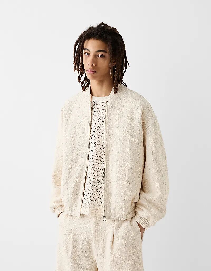 

Куртка-бомбер из коллекции с текстурой кремового цвета Bershka